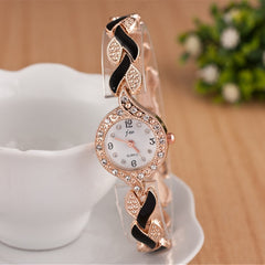 Women Fashionable Luxury Crystal Quartz Wristwatches